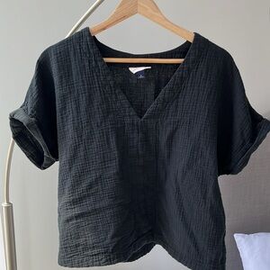Universal Threads Black Top
